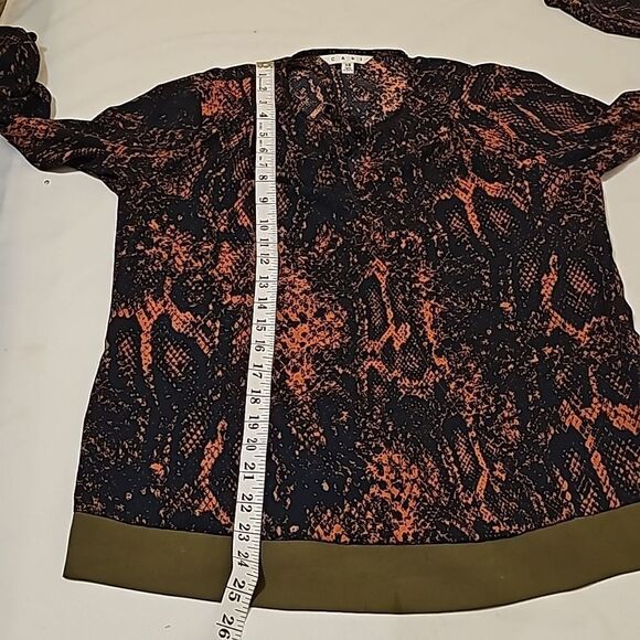 CAbi Womans Blouse Python Snake Print Top Blue Orange Long Sleeves Career xs - Picture 6 of 8